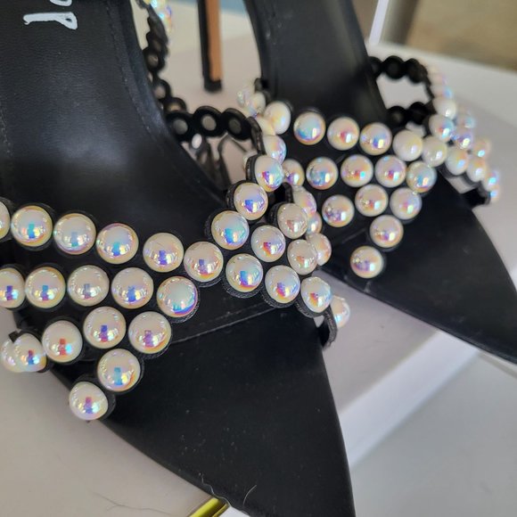 Black Satin heels with pearl straps - Picture 2 of 5